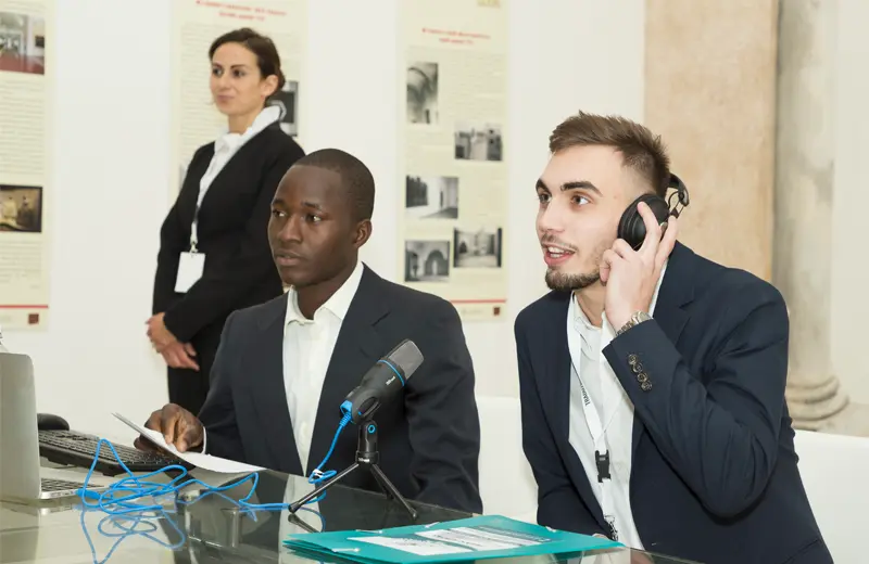 Interpretariato di trattativa a Reggio Calabria per meeting B2B